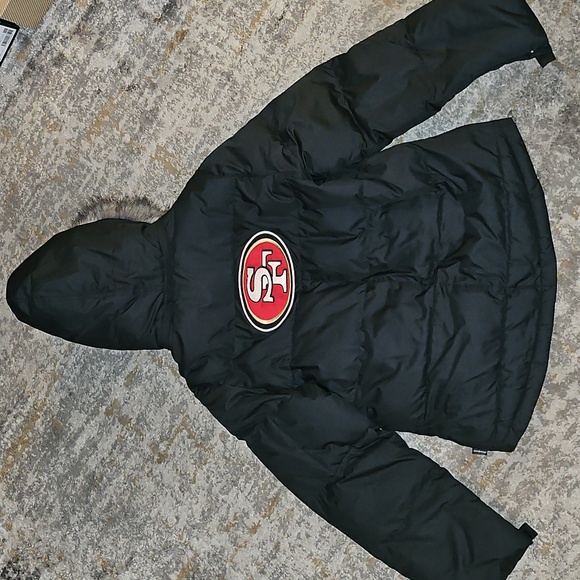 San Francisco 49ers Black Puffer Jacket with Fur Hood Large - Picture 8 of 16